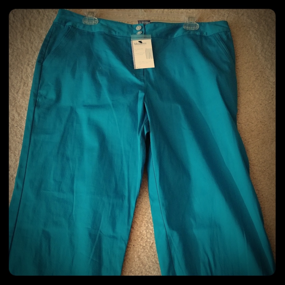 Women's Capris Pants